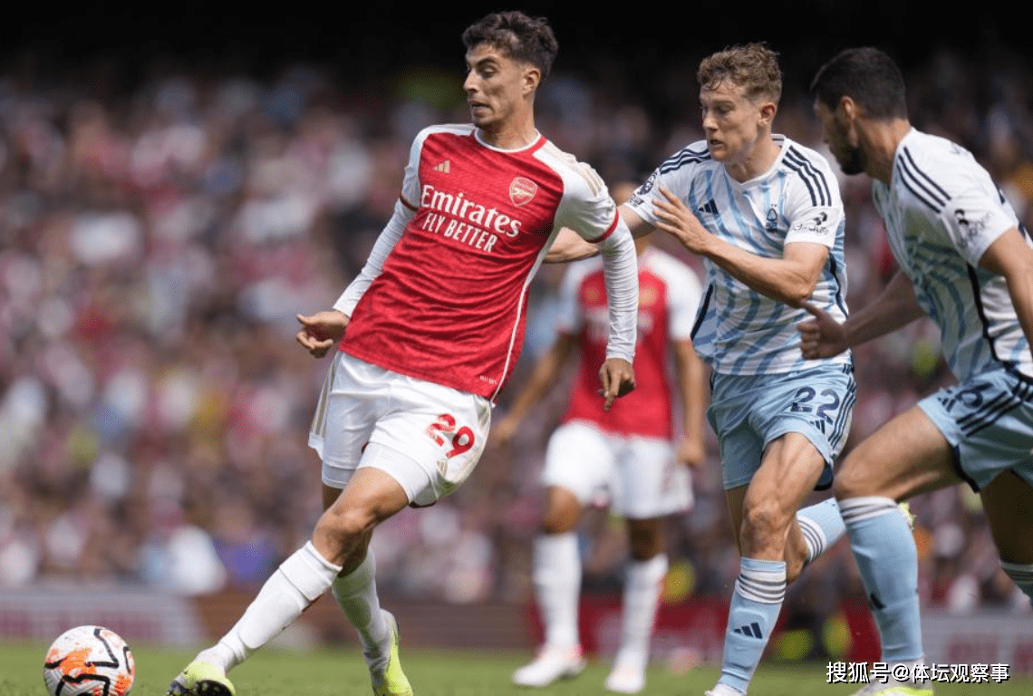 塞外朱雀队鏖战川蜀战狼队，赛艇大奖赛失利，核心复出即建功。争冠格局再洗牌的简单介绍